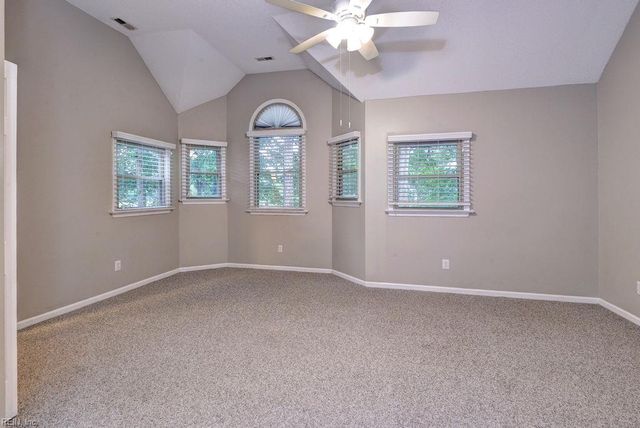939 Edgewater DR, Newport News, VA 23602