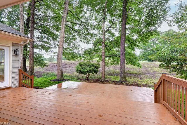 939 Edgewater DR, Newport News, VA 23602