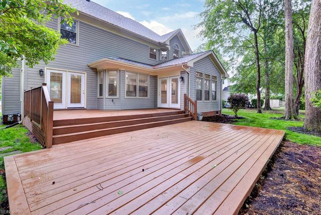 939 Edgewater DR, Newport News, VA 23602