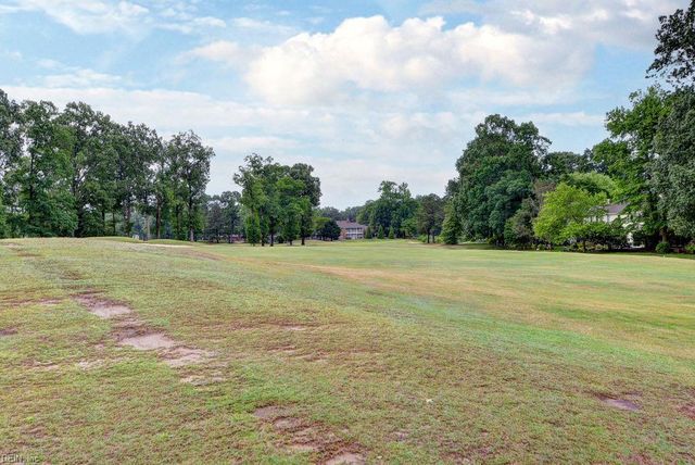 939 Edgewater DR, Newport News, VA 23602