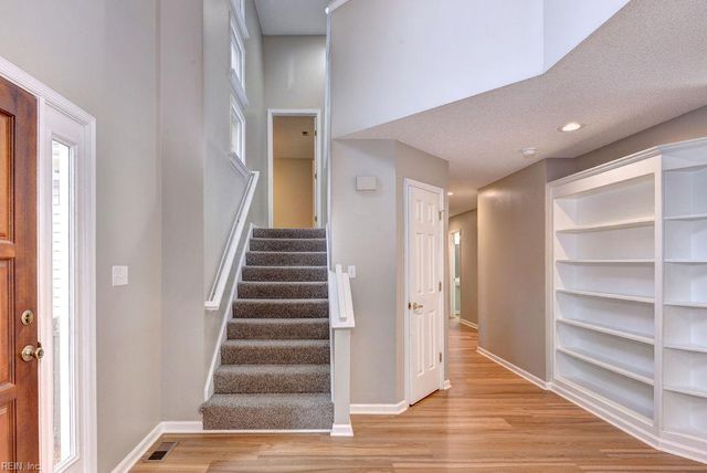 939 Edgewater DR, Newport News, VA 23602