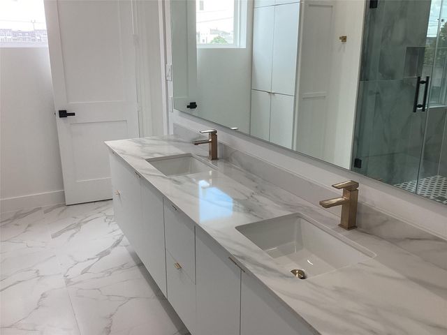 3116 Clay Street, Houston, TX 77003