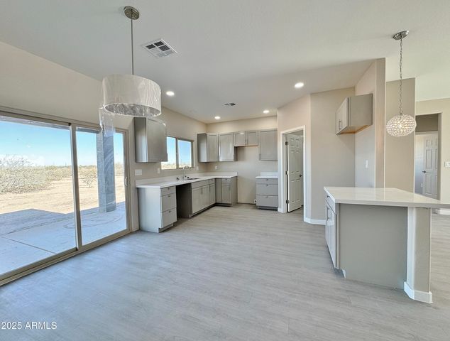 10096 W LAZY ACRES Drive, Casa Grande, AZ 85193