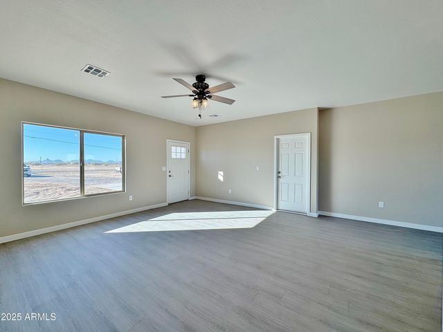 10096 W LAZY ACRES Drive, Casa Grande, AZ 85193