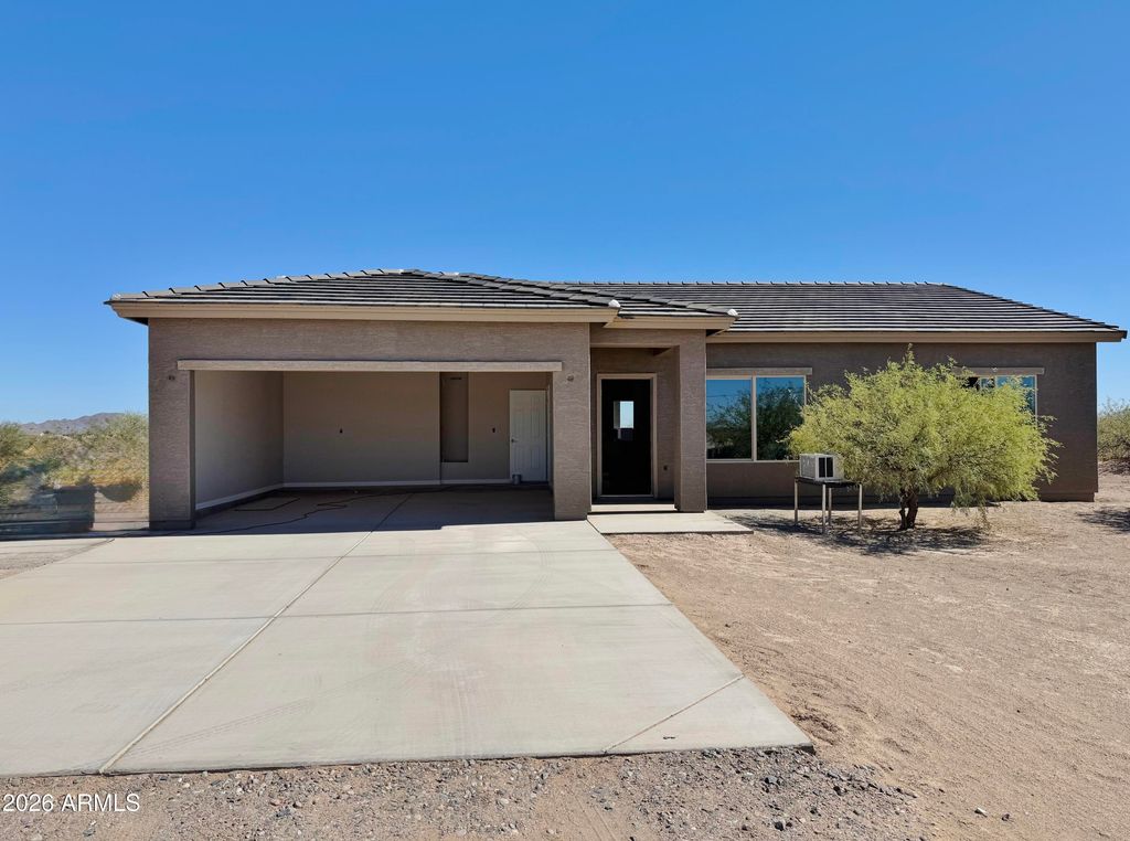 10096 W LAZY ACRES Drive, Casa Grande, AZ 85193