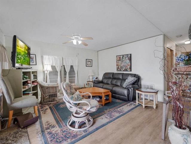 265 Fireball LN, North Fort Myers, FL 33917