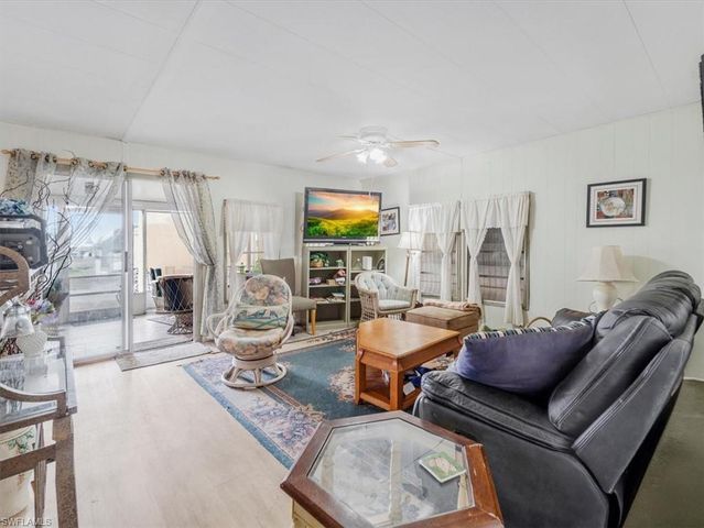 265 Fireball LN, North Fort Myers, FL 33917