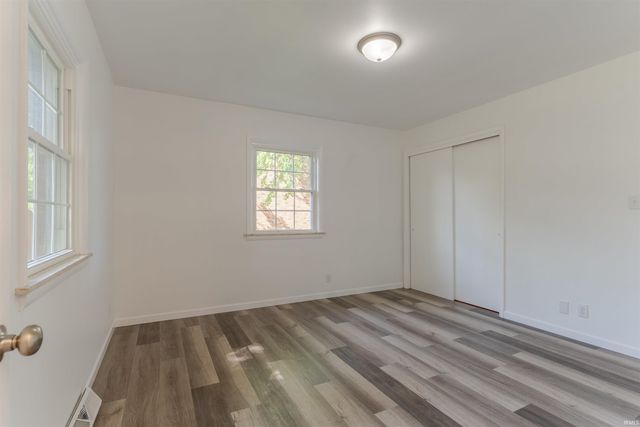 5400 Weaver Road, Evansville, IN 47711