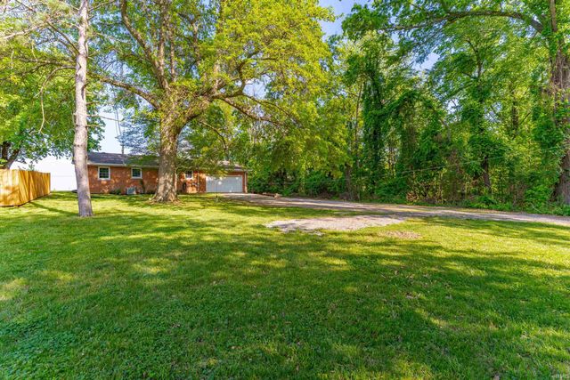 5400 Weaver Road, Evansville, IN 47711