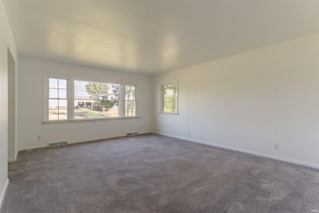 5400 Weaver Road, Evansville, IN 47711
