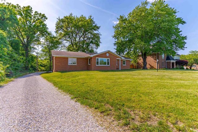 5400 Weaver Road, Evansville, IN 47711
