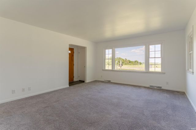 5400 Weaver Road, Evansville, IN 47711