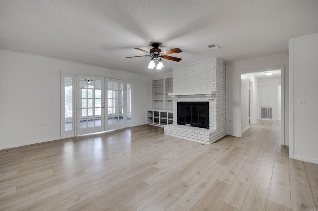 4501 Dawson Drive, North Little Rock, AR 72116