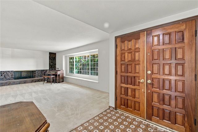 2009 Overlook, Fullerton, CA 92831