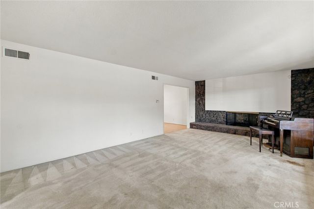 2009 Overlook, Fullerton, CA 92831
