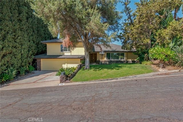 2009 Overlook, Fullerton, CA 92831