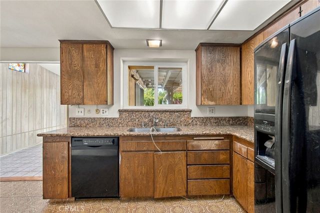 2009 Overlook, Fullerton, CA 92831