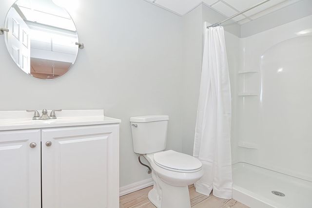 4 Edgemont Ave, Reading, MA 01867