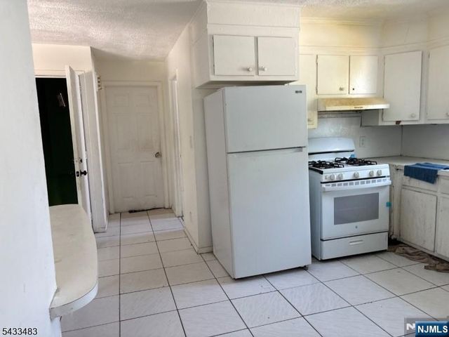 106-108 Smith Street, Newark, NJ 07106