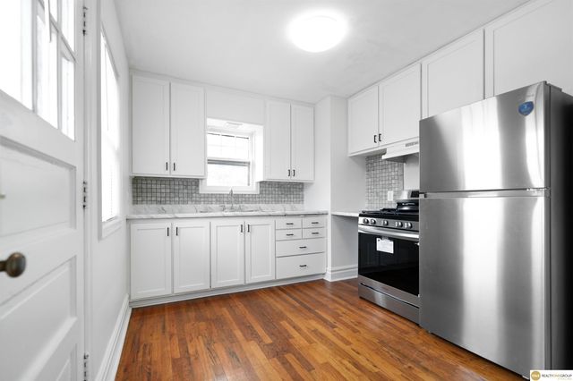 3170 Stone Avenue, Omaha, NE 68111