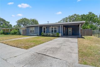 5925 Kimbrough Dr, Corpus Christi, TX 78412
