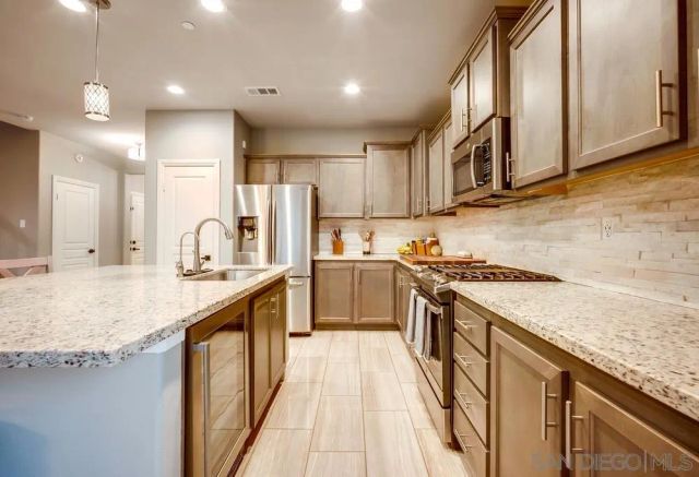 24690 Hidden Hills Dr, Menifee, CA 92584