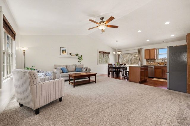 2081 Winston View Drive Ne, Solon Twp, MI 49319