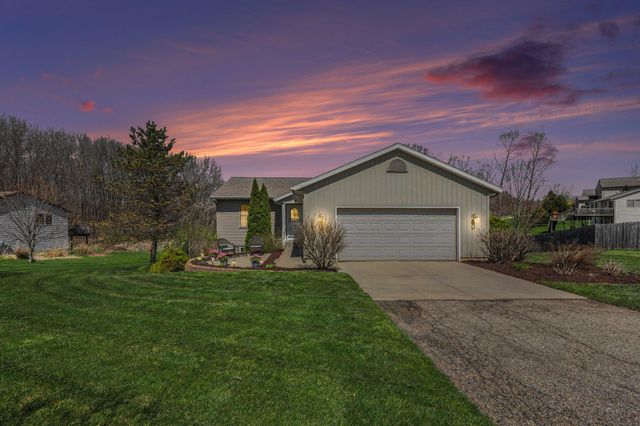 2081 Winston View Drive Ne, Solon Twp, MI 49319