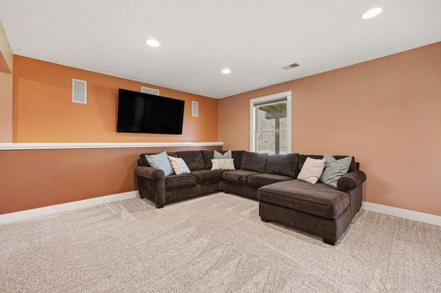 2081 Winston View Drive Ne, Solon Twp, MI 49319