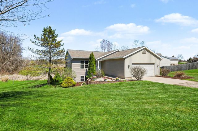 2081 Winston View Drive Ne, Solon Twp, MI 49319