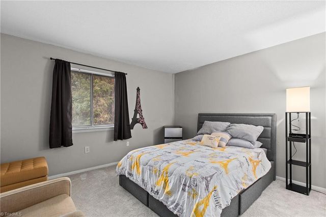 2250 Sunderland Road 23B, Winston-salem, NC 27103