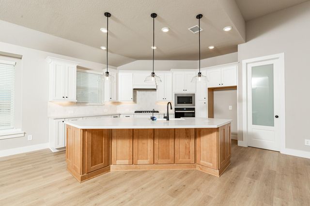 41418 Threadgill Way, Montgomery, TX 77316