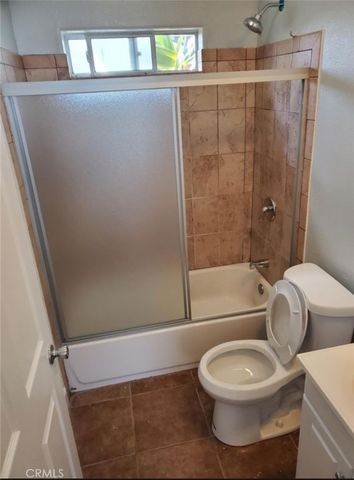 1259 E 49th, Los Angeles, CA 90011