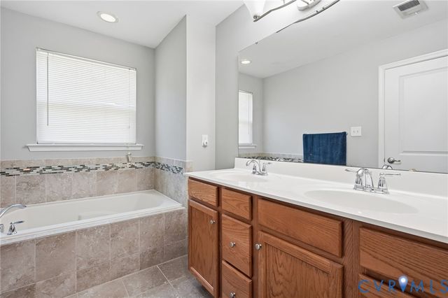 11641 Claimont Mill Dr, Chester, VA 23831