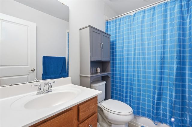 11641 Claimont Mill Dr, Chester, VA 23831