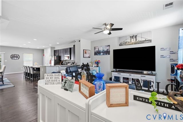 11641 Claimont Mill Dr, Chester, VA 23831