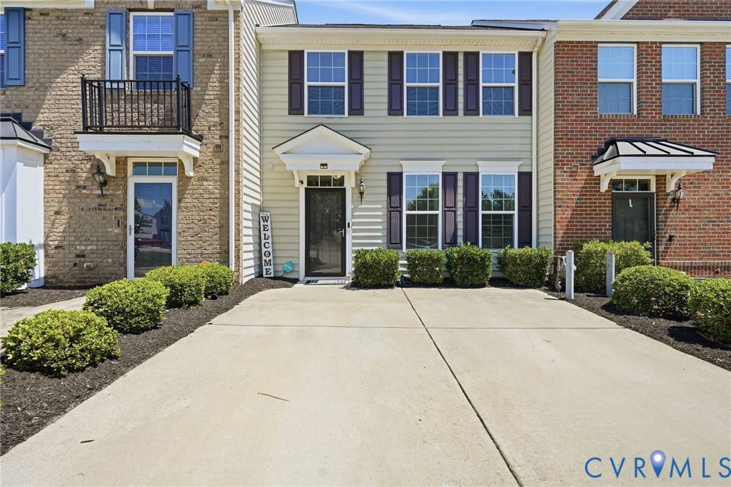 11641 Claimont Mill Dr, Chester, VA 23831