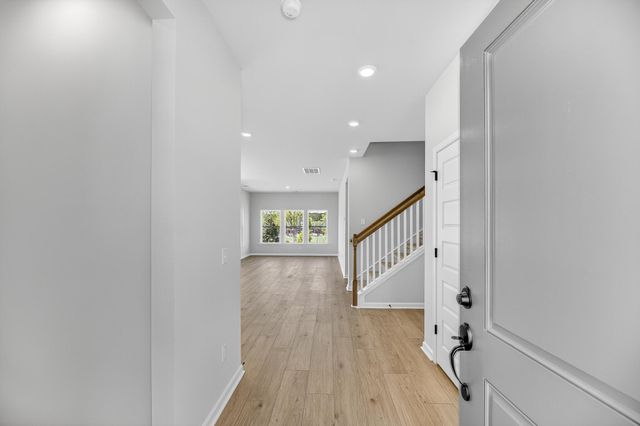 228 B Captain Kidd Court B, Summerville, SC 29486