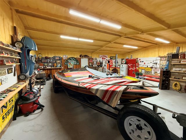 351 Bosque Bend Lane, China Spring, TX 76633