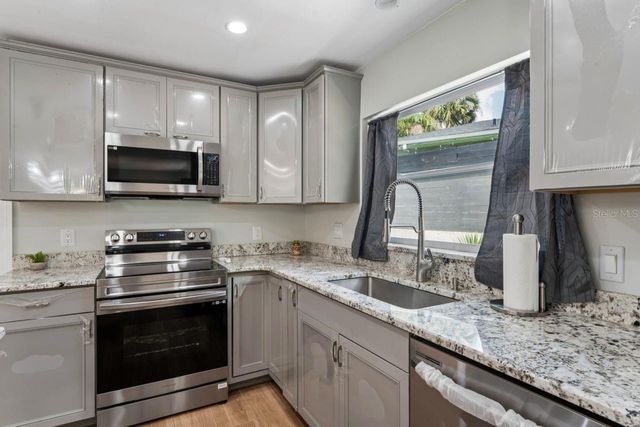 6955 BOTTLE BRUSH DRIVE, Port Richey, FL 34668