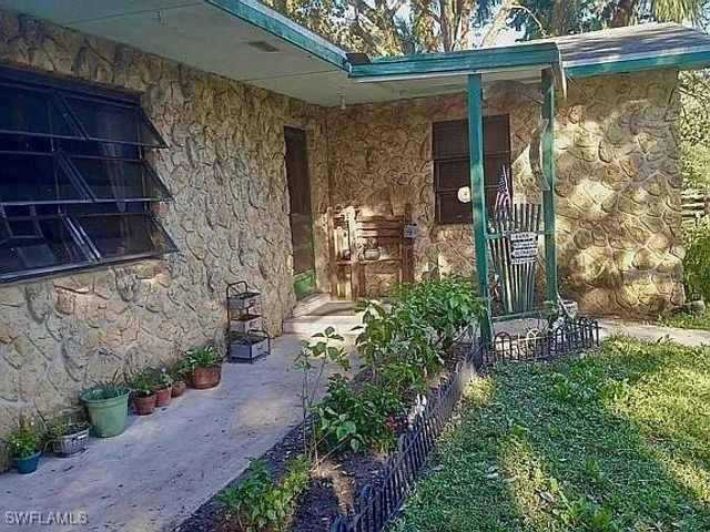 23261 Tuckahoe RD, Alva, FL 33920