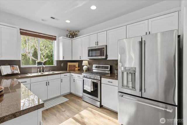 16118 35th Drive SE, Bothell, WA 98012