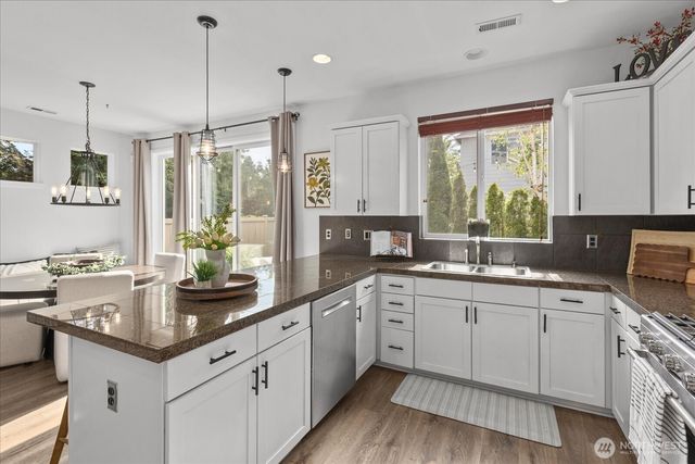 16118 35th Drive SE, Bothell, WA 98012