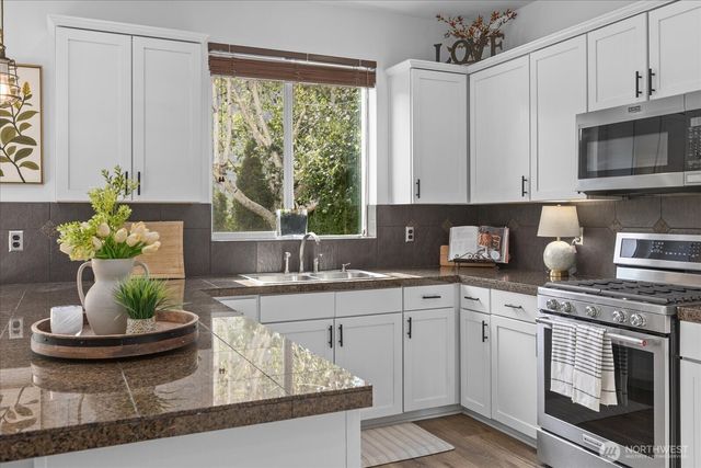 16118 35th Drive SE, Bothell, WA 98012
