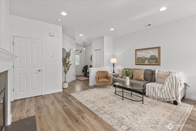 16118 35th Drive SE, Bothell, WA 98012