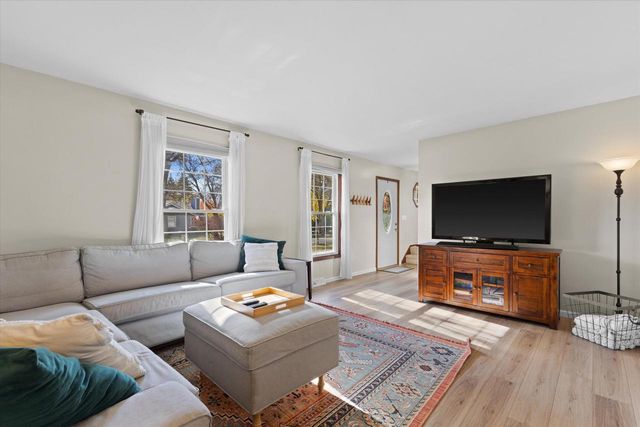 3014 Plymouth COURT, Waukesha, WI 53188