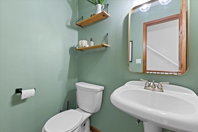 3014 Plymouth COURT, Waukesha, WI 53188