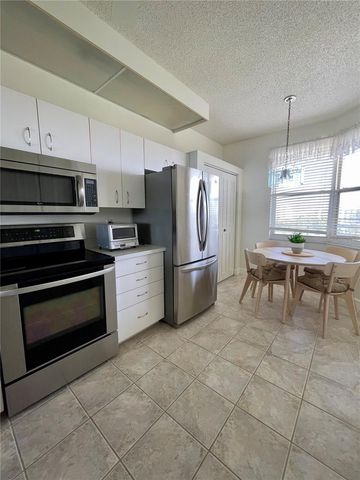 7882 SAILBOAT KEY BOULEVARD S 503, South Pasadena, FL 33707