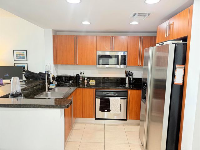 610 CLEMATIS Street 711, West Palm Beach, FL 33401