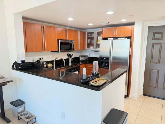 610 CLEMATIS Street 711, West Palm Beach, FL 33401